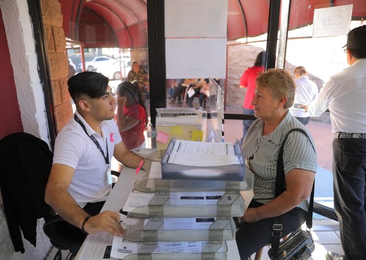 NLD invita a realizar su cita para pasaportes en núm. de teléfonos oficiales