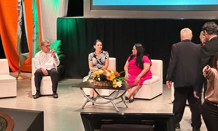 Participa Mónica Villarreal en Congreso Nacional de Derecho en la UAT