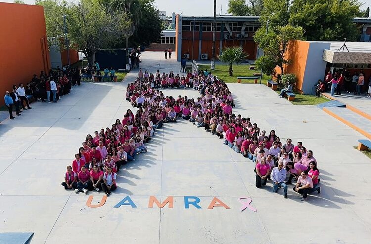 Promueve la UAT concientización sobre el cáncer de mama