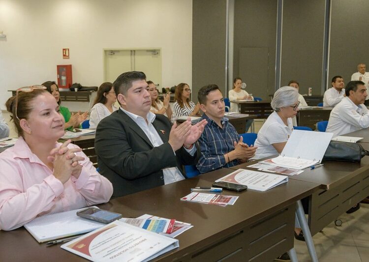 Proponen modelo holístico para la transformación educativa