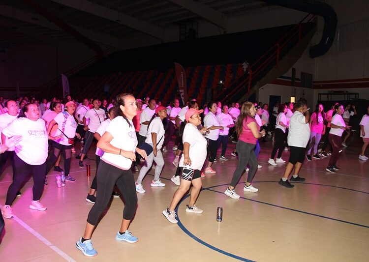 Realiza la UAT zumbatón en beneficio de pacientes con cáncer