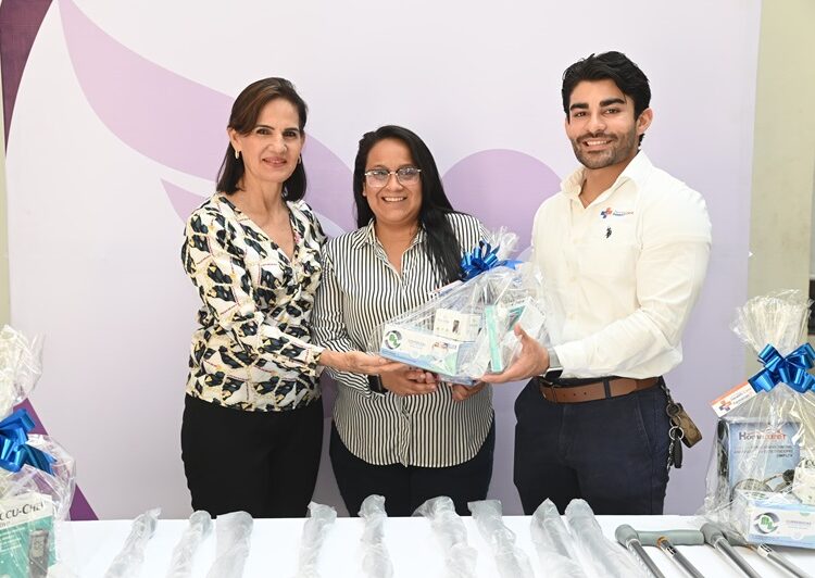 Recibe DIF Tampico donación de aparatos funcionales y material médico