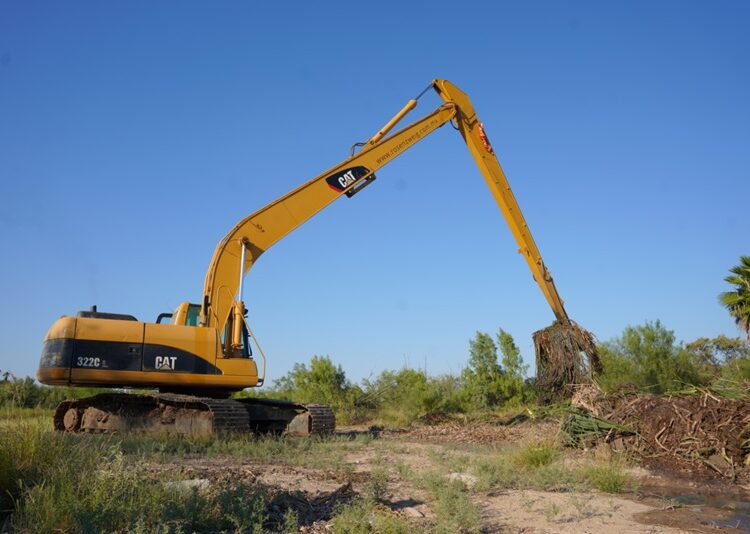 Refuerza Gobierno de NLD saneamiento del Laguito