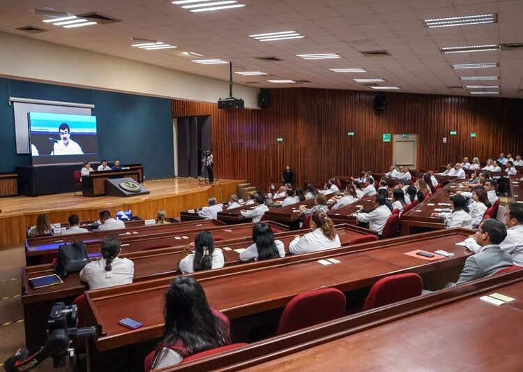 Refuerza la UAT la actualización y gestión del sistema de bibliotecas