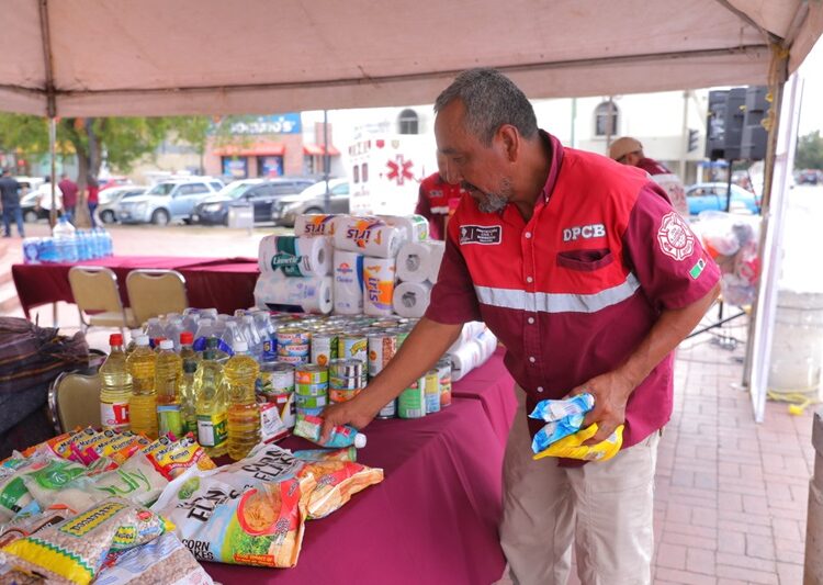Responde ciudadanía a Centro de acopio para damnificados de Guerrero