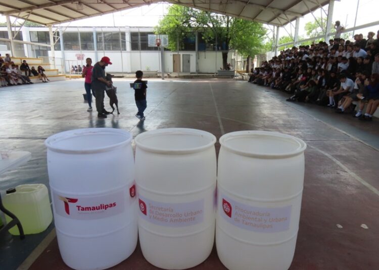 Fomentan valores de respeto animal y educación ambiental en el CBTis 24