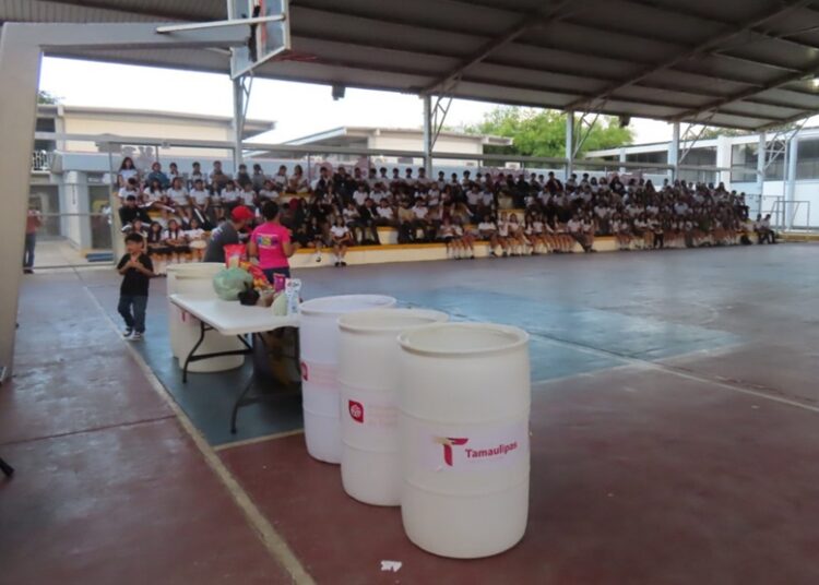 Fomentan valores de respeto animal y educación ambiental en el CBTis 24