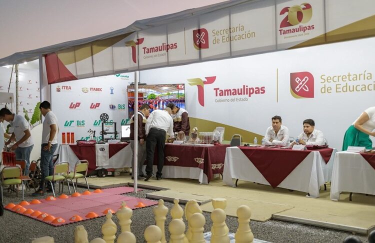 Presenta SET su oferta educativa en Feria Tamaulipas 2024