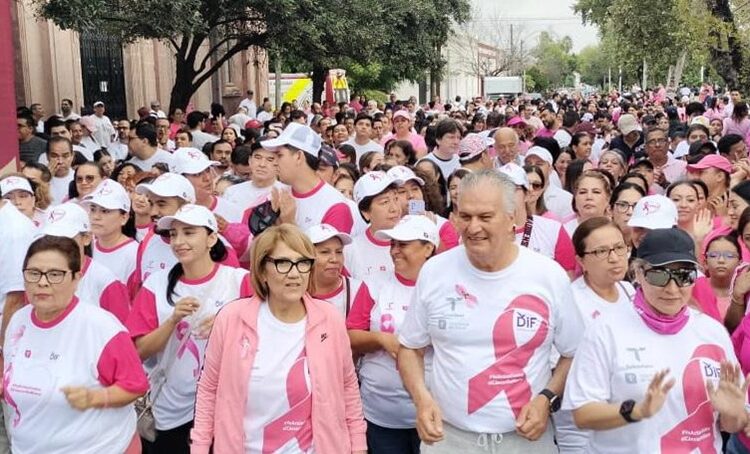 Conmemoran Día Internacional contra el Cáncer de Mama con ‘Caminata Rosa’