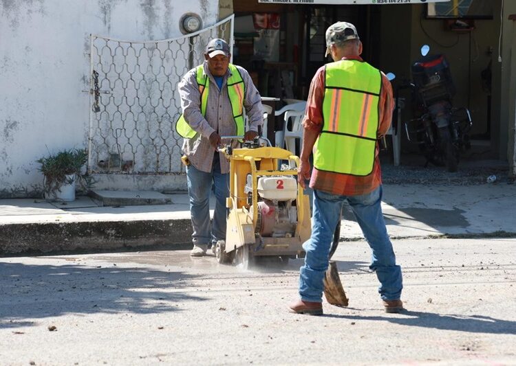 Supervisa Lalo Gattás obra hidráulica en la M. Alemán