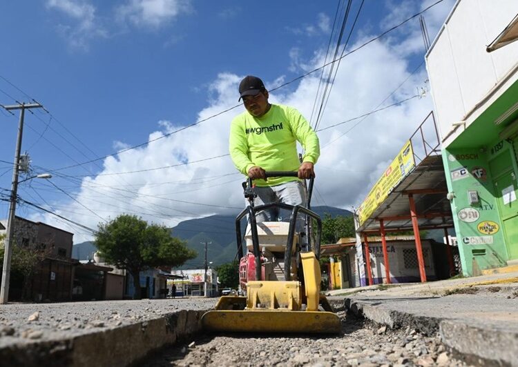 Supervisa Lalo Gattás obra hidráulica en la M. Alemán