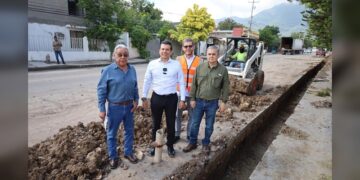 Supervisa Lalo Gattás obra hidráulica en la M. Alemán