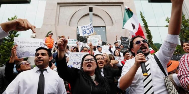 CFJ ordenó la reanudación de labores del PJF