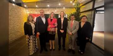 UAT y Embajada de Australia fortalecen su cooperación