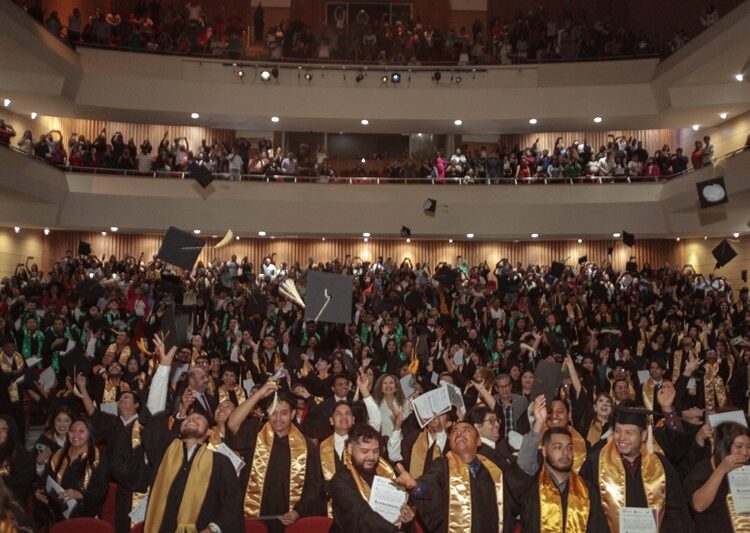 Aporta UT de Nuevo Laredo más de mil nuevos profesionistas