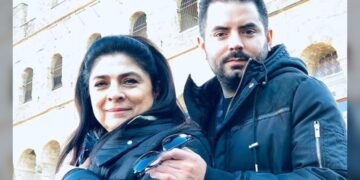 José Eduardo Derbez defiende de su mamá