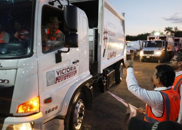 Lalo Gattás inicia su segunda gestión