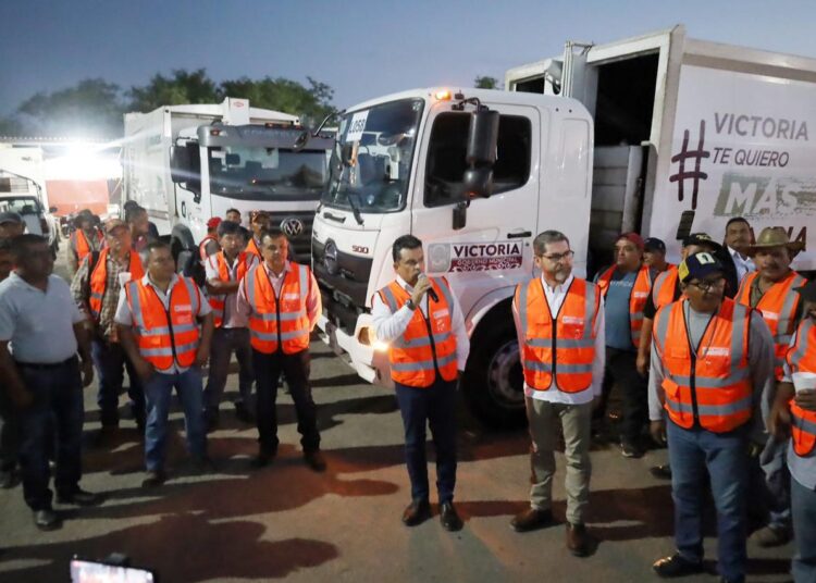 Lalo Gattás inicia su segunda gestión