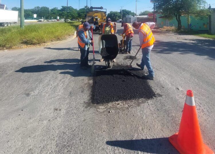 Extiende Victoria bacheo a más colonias de la Ciudad
