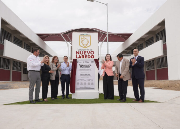 Entrega CLCR primera preparatoria autosostenible de Tamaulipas