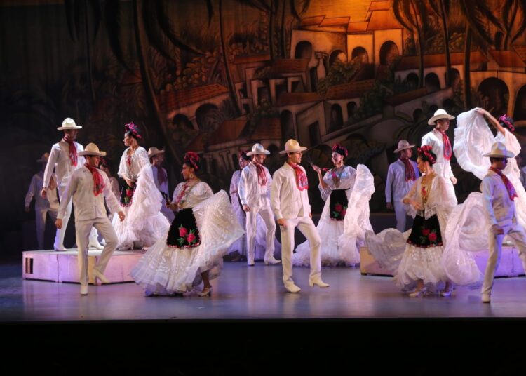 AVA inaugura el XXII Festival Internacional en la Costa del Seno Mexicano