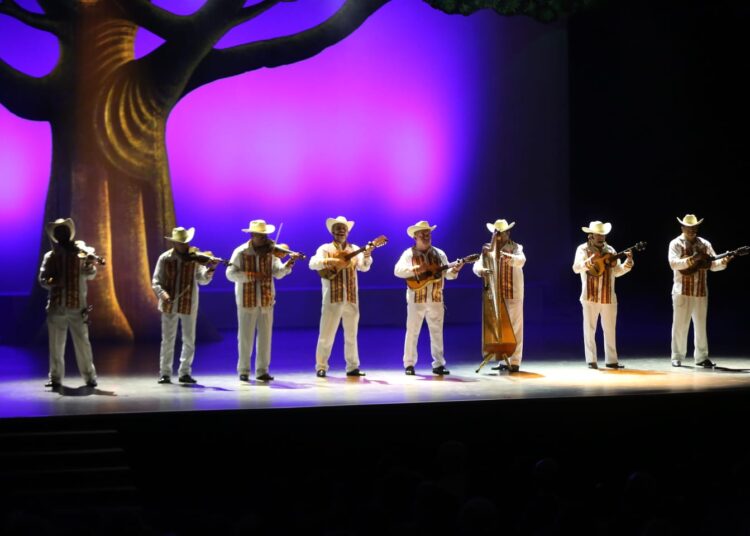 AVA inaugura el XXII Festival Internacional en la Costa del Seno Mexicano