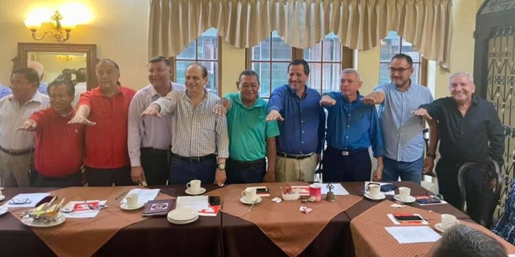 Círculo Ciudadano en Madero elige a su mesa directiva