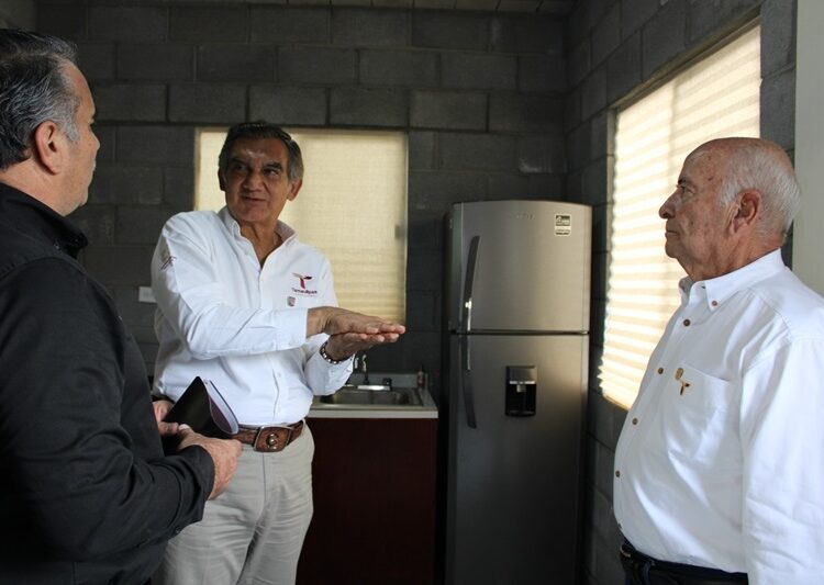 Impulsa gobernador AVA hogares dignos y accesibles