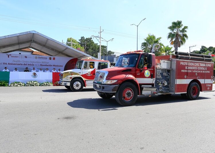 Encabeza AVA desfile por el 114 Aniversario del Inicio de la Revolución Mexicana