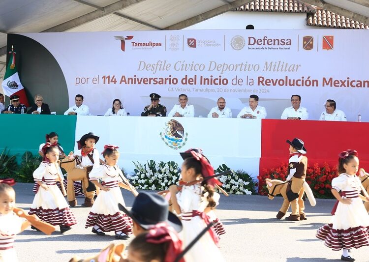 Encabeza AVA desfile por el 114 Aniversario del Inicio de la Revolución Mexicana