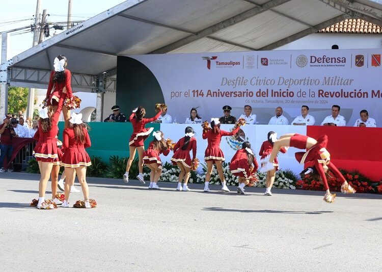 Encabeza AVA desfile por el 114 Aniversario del Inicio de la Revolución Mexicana