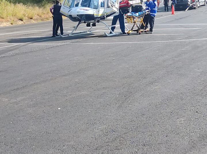 Imprudencia de conductores ocasiona grave accidente en la siglo XXI