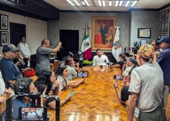 Acuerdan Matamoros y carretoneros no recolectar basura con equinos