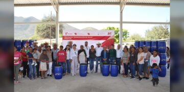 Beneficia SRH a más de 600 familias con dispositivos de filtros de agua