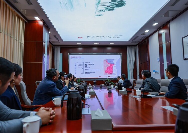 Busca Puerto del Norte alianza con China para impulsar su desarrollo