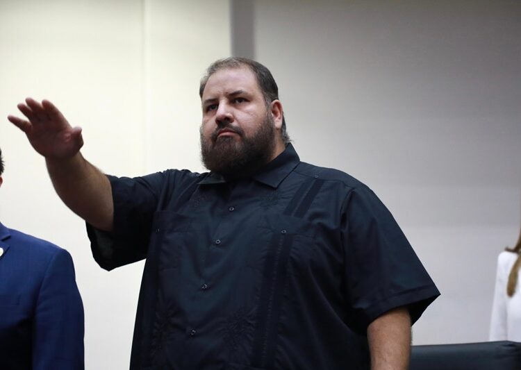 Byron Cavazos asume curul en el Congreso de Tamaulipas