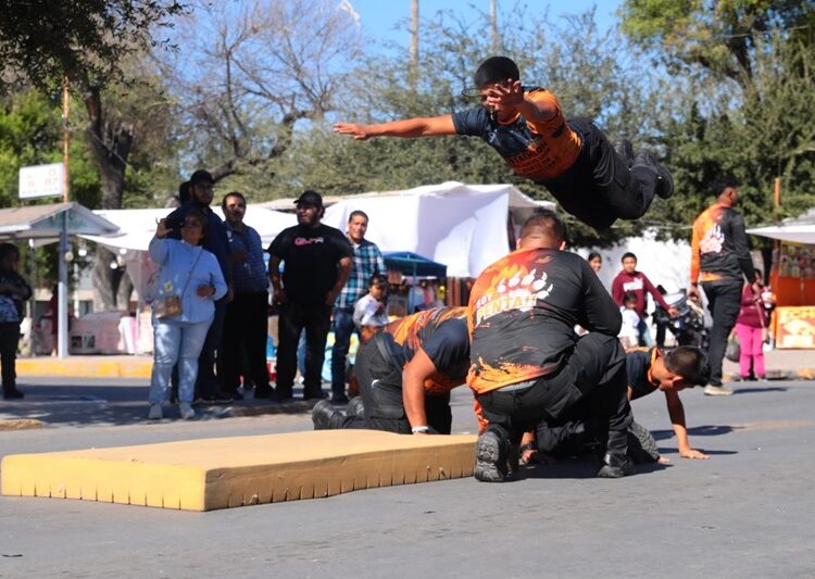 Celebra NLD 114 aniversario de la Revolución Mexicana