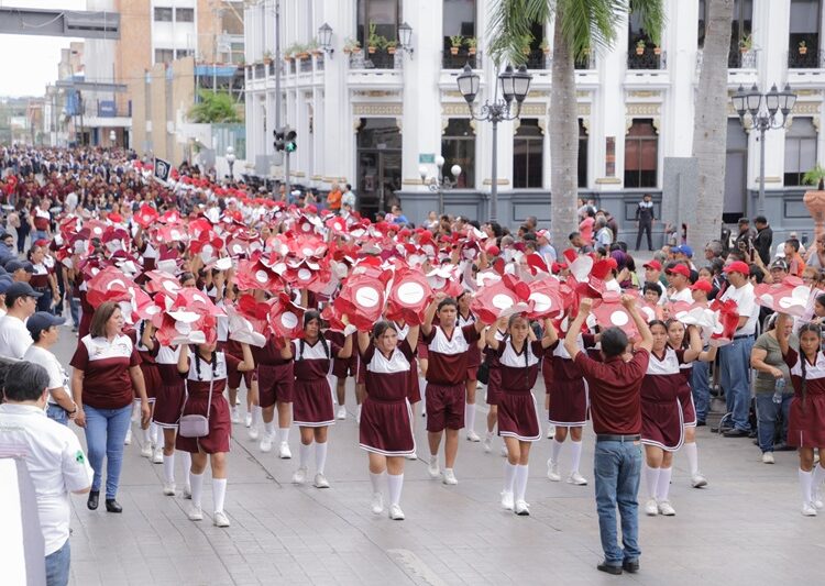 Celebra Tampico CXIV aniversario de la Revolución Mexicana