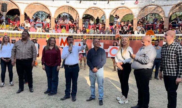 Celebra la UAT 68 aniversario de la Facultad de Comercio Nuevo Laredo