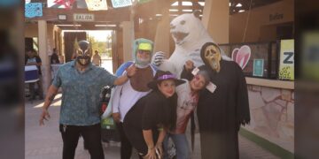 Celebran familias Halloween en el Zoo de NLD
