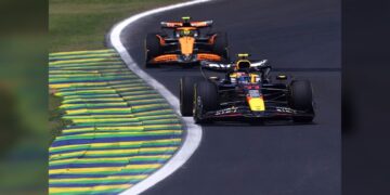 Red Bull no sacó a tiempo a ‘Checo’