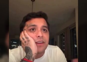 Nodal defiende a Ángela Aguilar