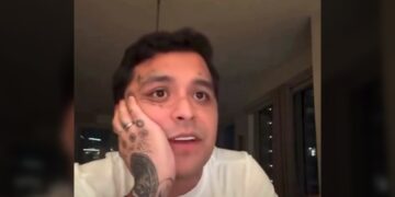 Nodal defiende a Ángela Aguilar