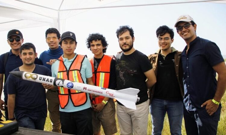 Concluye CONACES 2024 con lanzamientos de cohetes experimentales