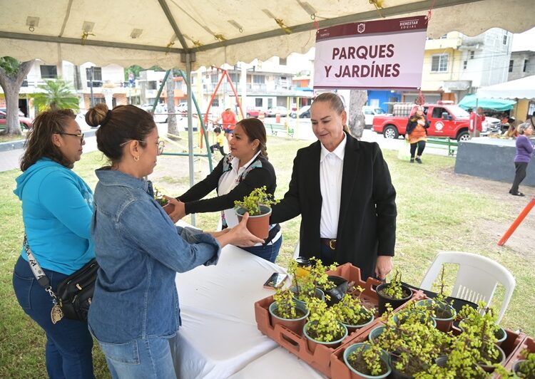 Consolida Mónica Villarreal programa municipal de salud bucal