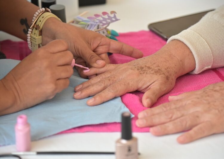 Consolida Mónica Villarreal programa municipal de salud bucal