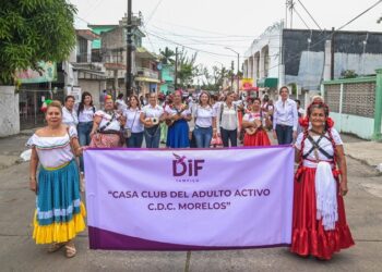 DIF Tampico participó en el Desfile de la Revolución Mexicana