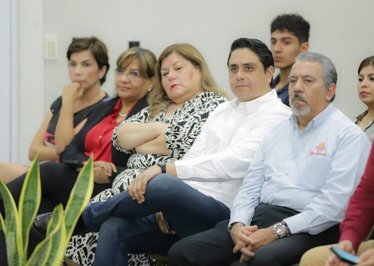 Encabeza Mónica Foro de Consulta para Integración del PMD