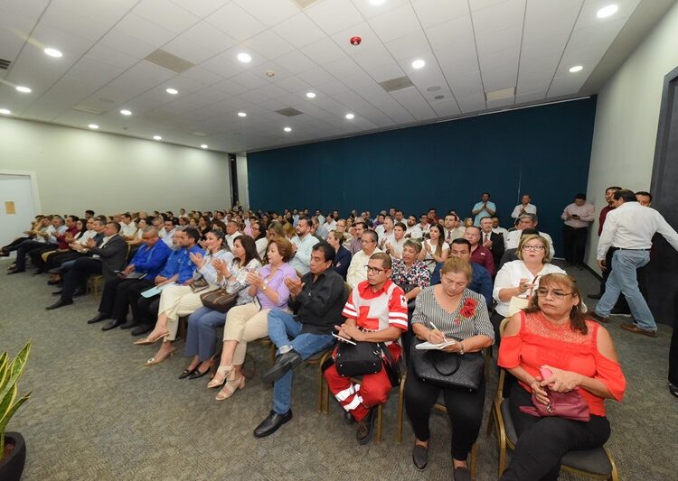 Encabeza Mónica Foro de Consulta para Integración del PMD