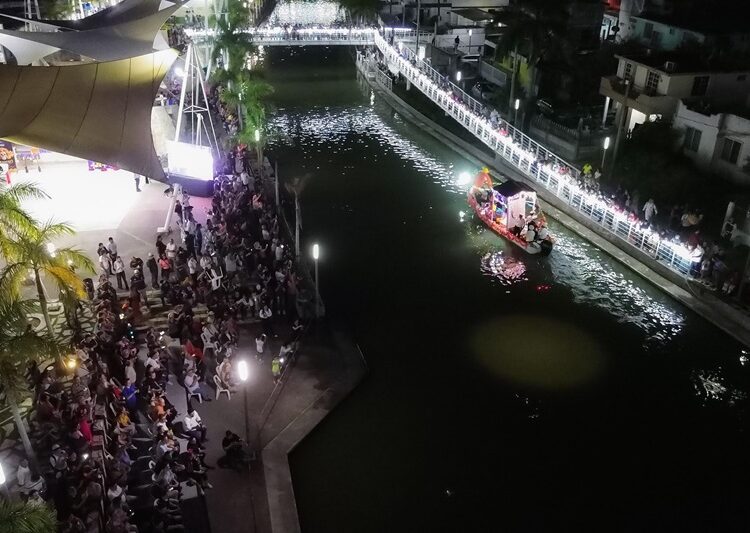 “Entre Luces y Muertos”, procesión náutica en La Cortadura